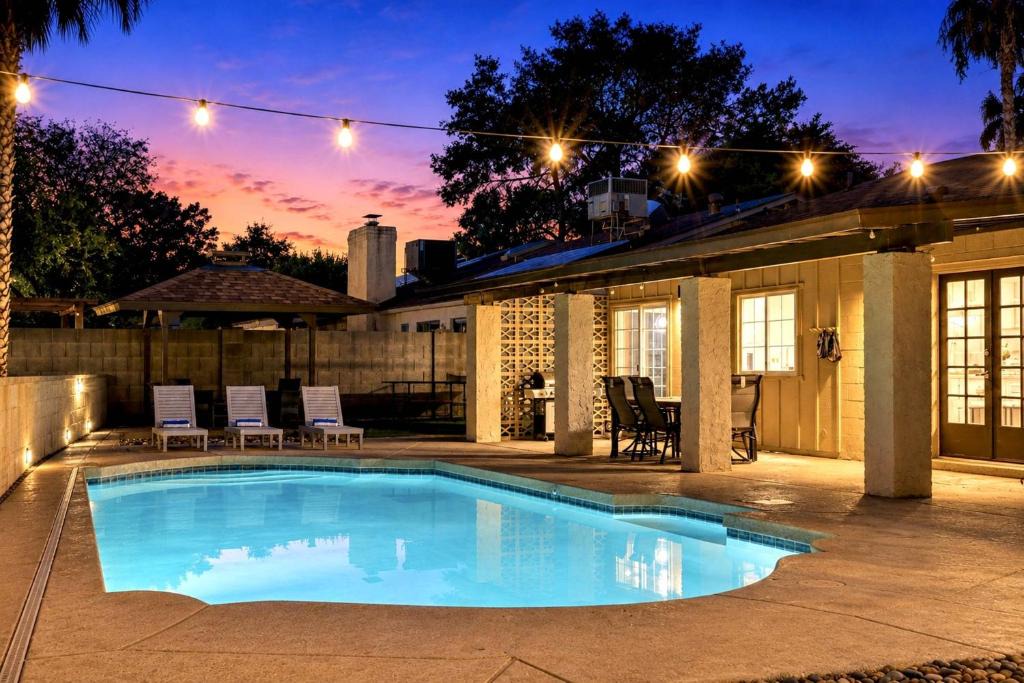 Paradise Valley Village House | Spacious Phoenix Oasis w/Pool & Game Room