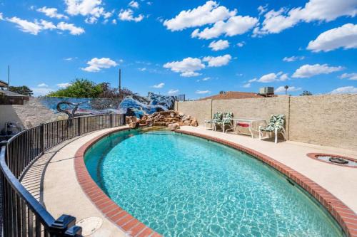 Alhambra House | Spacious Phoenix Retreat 4BR Private Pool