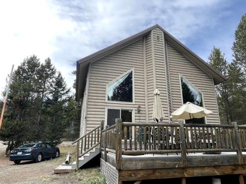 Island Park House | Spacious Secluded Cabin in Island Park, Idaho