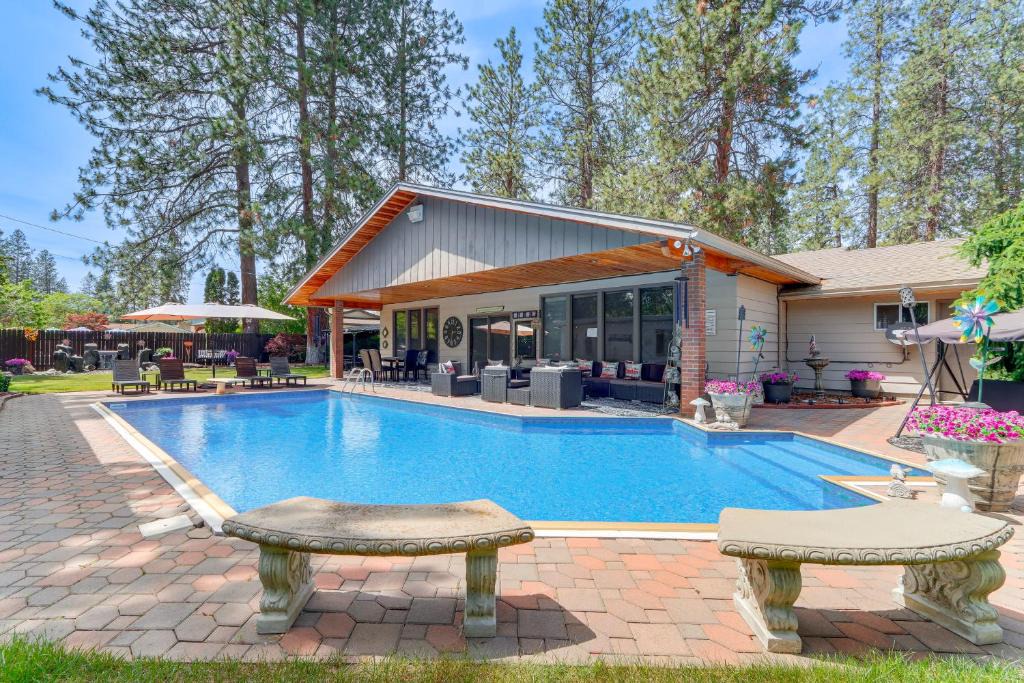 Spokane Valley Apartment | Spokane Valley Vacation Rental w/Shared Pool!