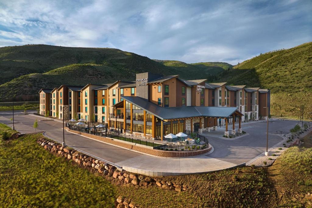 Avon Hotel | SpringHill Suites by Marriott Avon Vail Valley