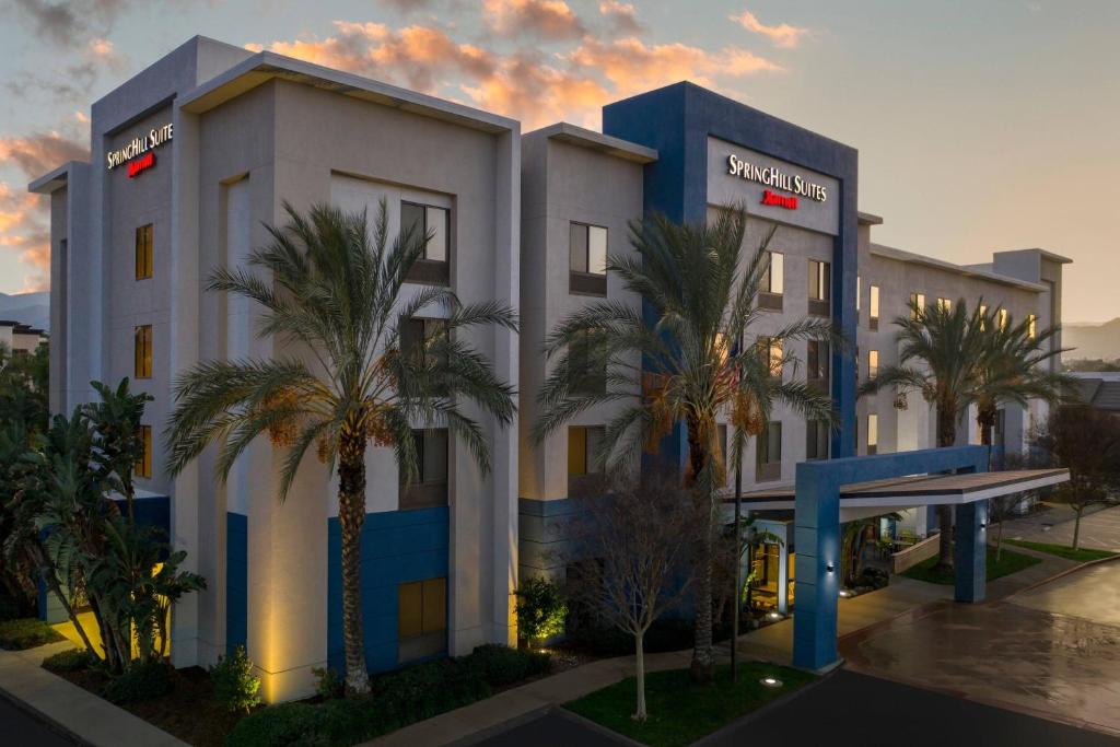 Corona Hotel | SpringHill Suites by Marriott Corona Riverside