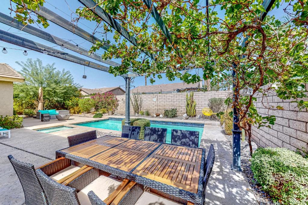 Vista Norte House | Springing into Paradise