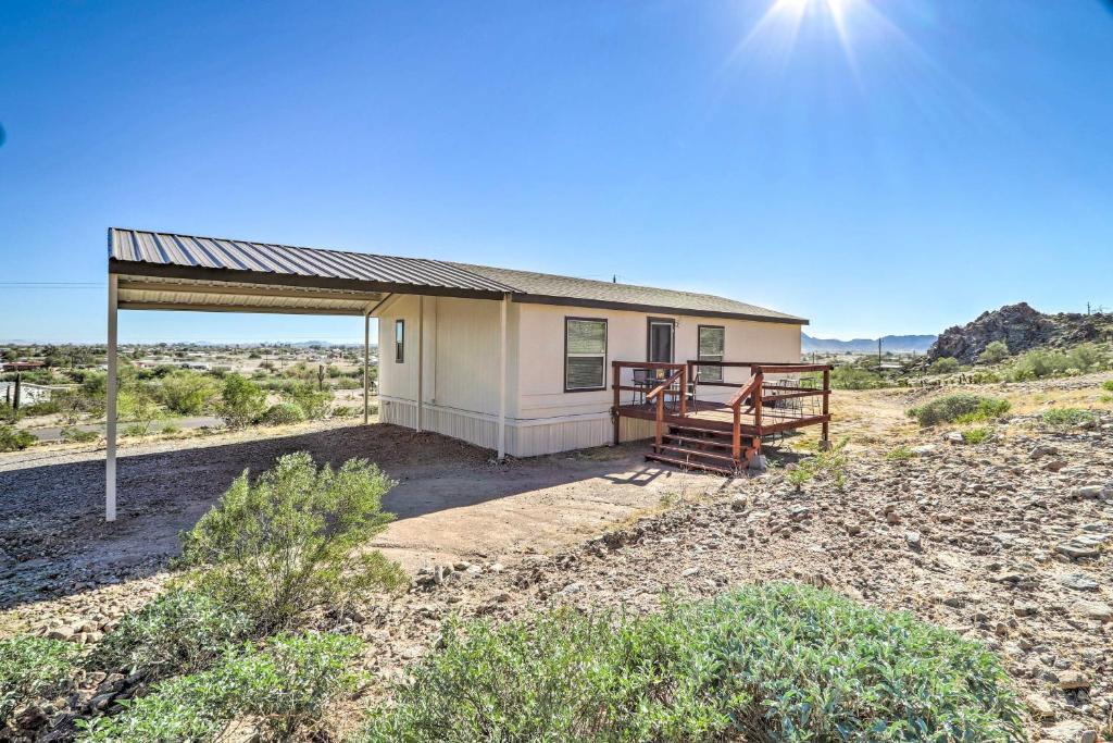 Maricopa House | Stargazing Haven Remote Escape with Views!