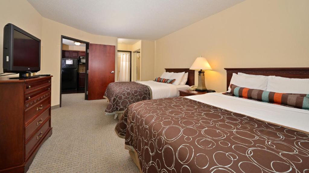 West Des Moines Hotel | Staybridge Suites West Des Moines by IHG