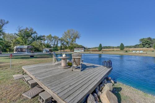 Austinville Apartment | Steamboat Rock Cabin Near Trails & River!