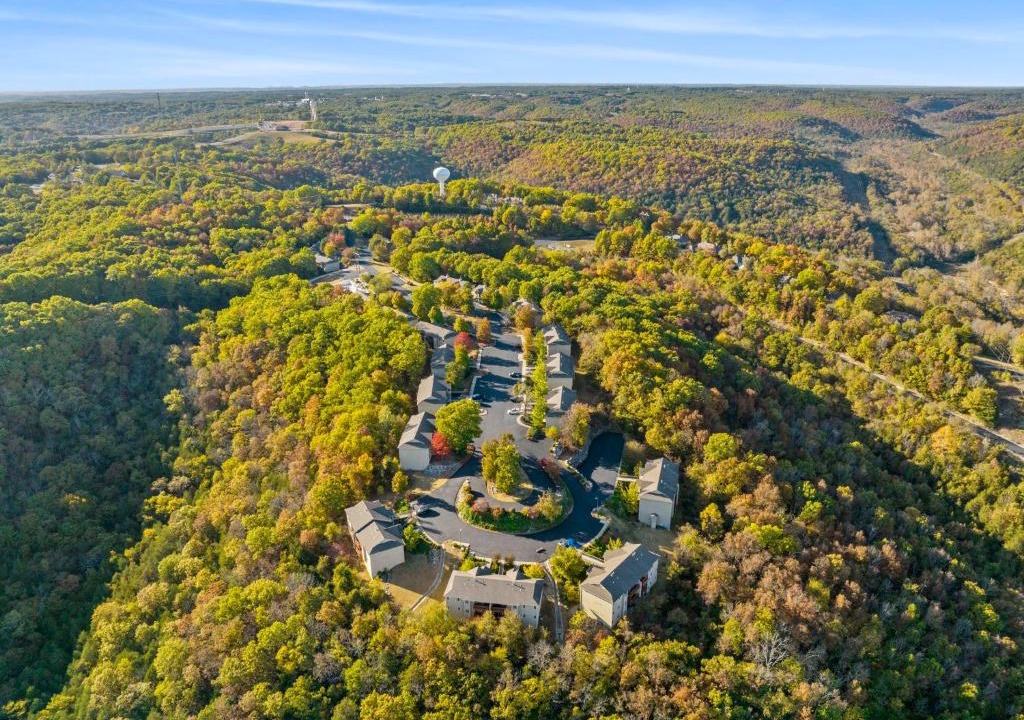 Branson West Apartment | StoneBridge Village Resort
