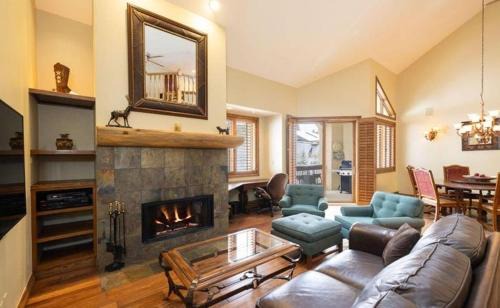 Beaver Creek Apartment | Strawberry Park #604 condo