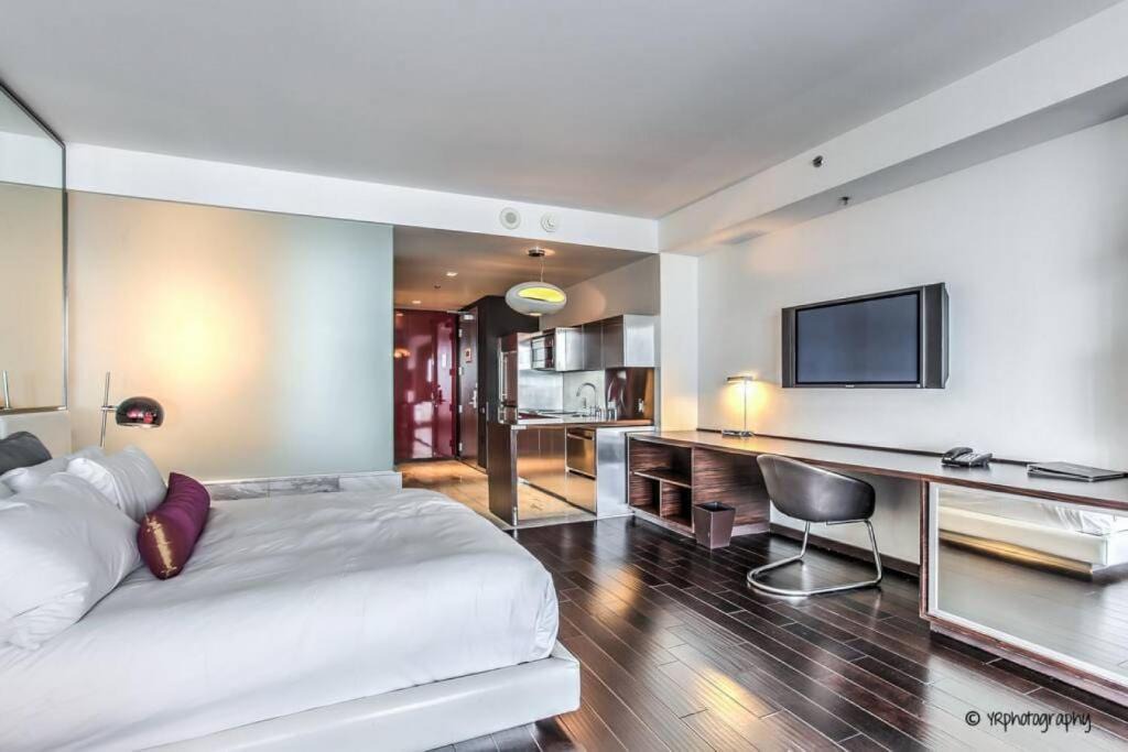 Las Vegas House | Strip View - Luxurious Studio at Palms Place
