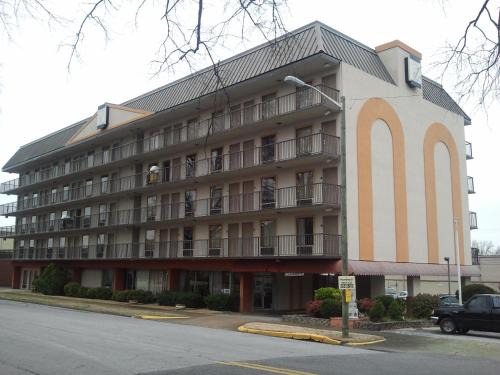 Decatur Hotel | Studio 9 Inn & Suites