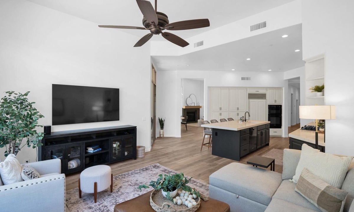 Talon Retreat House | Stunning 3BR North Scottsdale Home in Gated Community