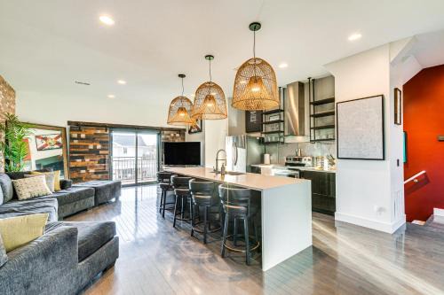 Downtown Omaha House | Stylish Omaha Home w/Balcony - 2 Mi to Downtown!