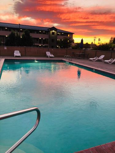 Boyd Acres Hotel | Sugarloaf Mountain Motel