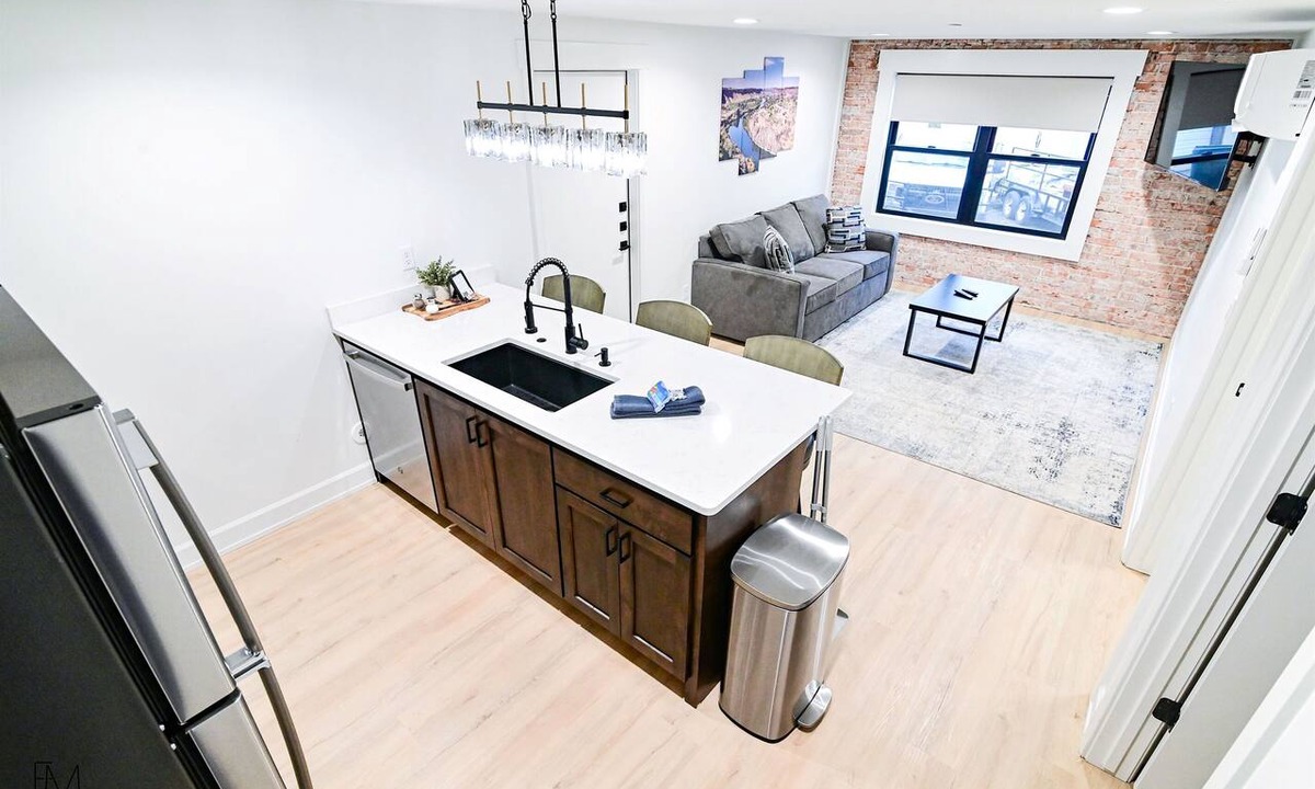 Lava Hot Springs Apartment | Suites at Lava Hot Springs: Suite #3 Twin Falls