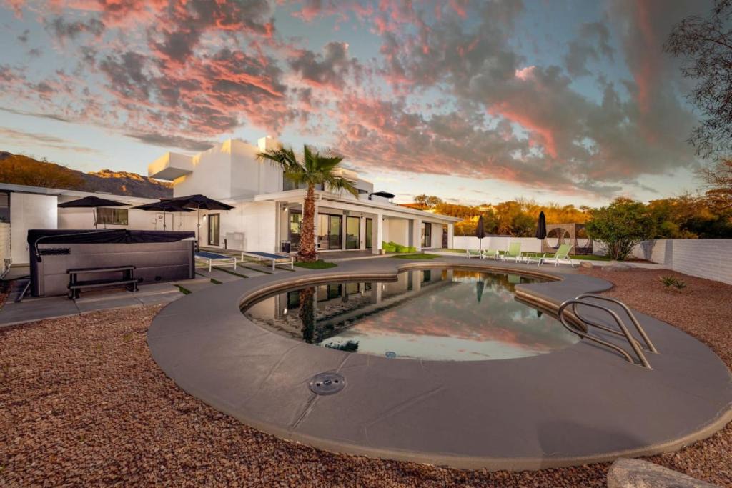 Tucson House | Suncrest Primary