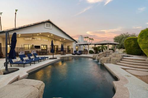 Hope House | Sweetwater Luxury Home - Pool Spa Volleyball & More