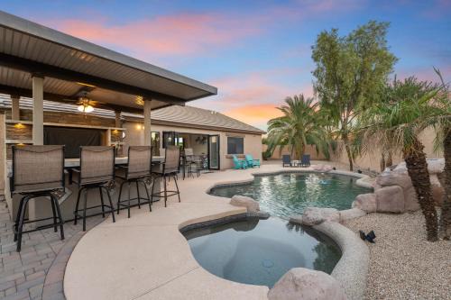 Surprise Farms House | Swim, Golf, Grill & Chill! Surprise Group Getaway