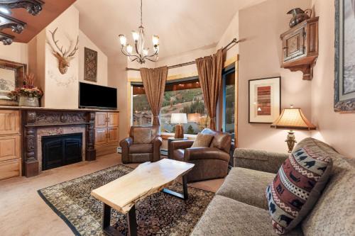 Copper Mountain Village Apartment | Telemark Lodge #504