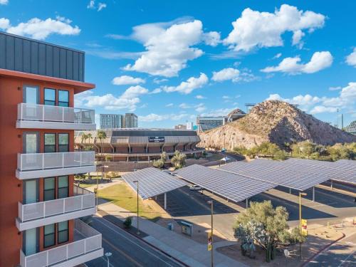 Tempe Apartment | Tempe Comfort, 1BR with Pool and Gym Near ASU