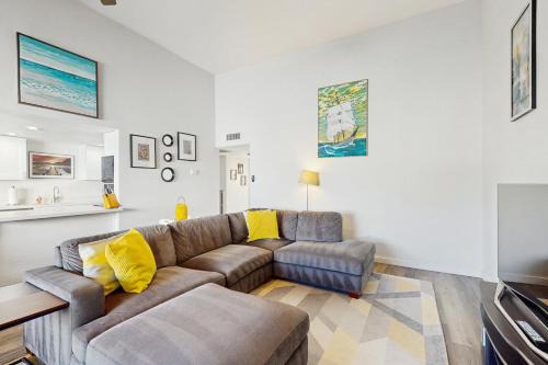 The Lakes House | Tempe Dream
