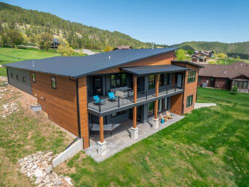 Sturgis House | The 19th Hole