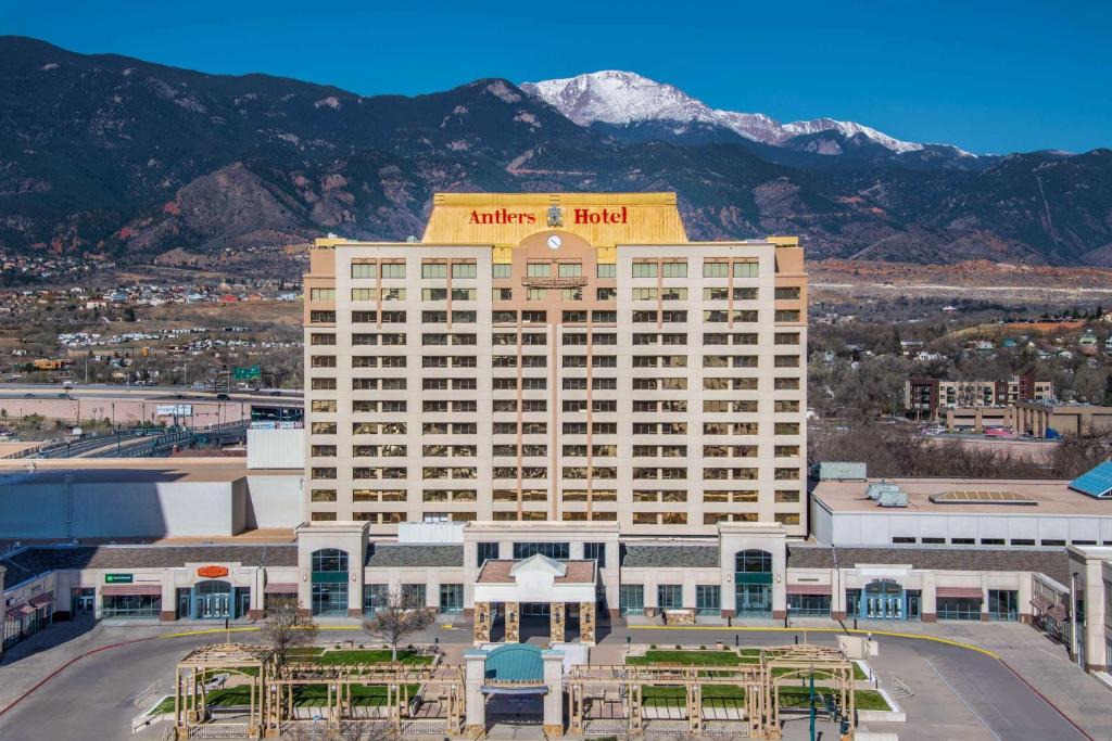Downtown Colorado Springs Hotel | The Antlers, a Wyndham Hotel
