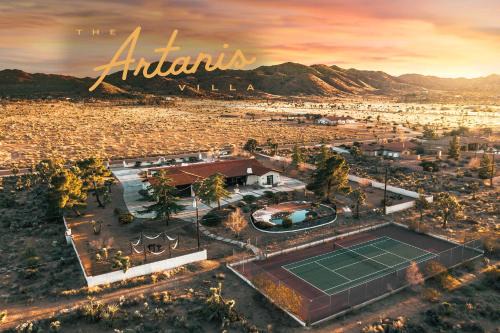 Yucca Valley House | The Artanis Villa By The Cohost Company