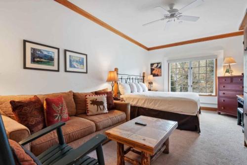 Beaver Creek Hotel | The Charter at Beaver Creek D225