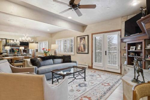 Beaver Creek Apartment | The Charter at Beaver Creek C2205