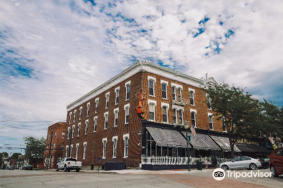 Centerville Hotel | The Continental Hotel