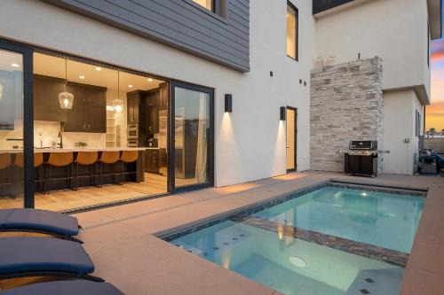 St. George House | The Dugout home