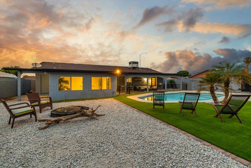 Mesa House | The Glade Luxury Home for Sun and Fun