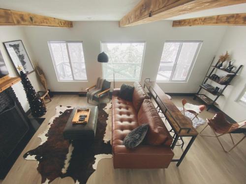 Running Springs House | The Inspo Cabin with Stunning View