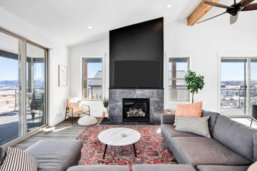 Sweetwater House | The Lazy Days Getaway at Bear Lake with Ideal Beach Access