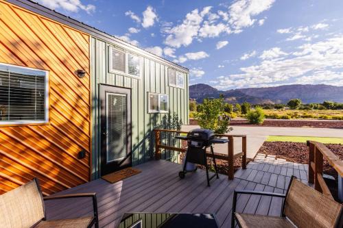 Apple Valley House | The Narrows Tiny Home