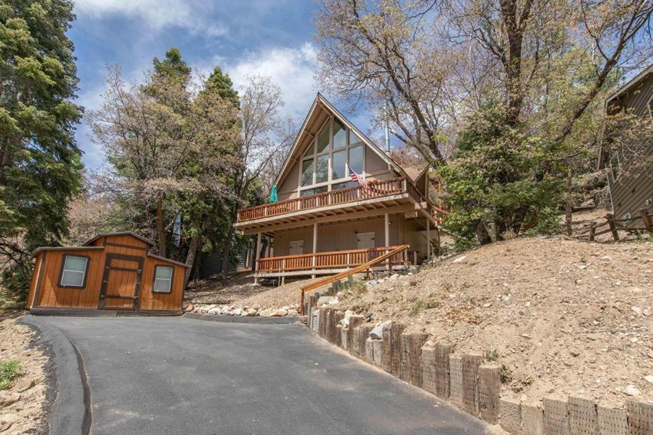 Upper Moonridge House | The Outdoors Inn