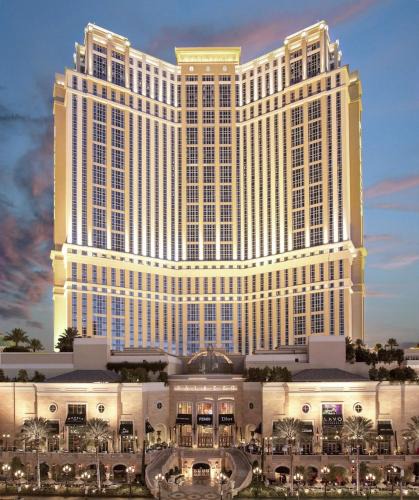 Las Vegas Hotel | The Palazzo at The Venetian Resort Hotel & Casino by Suiteness