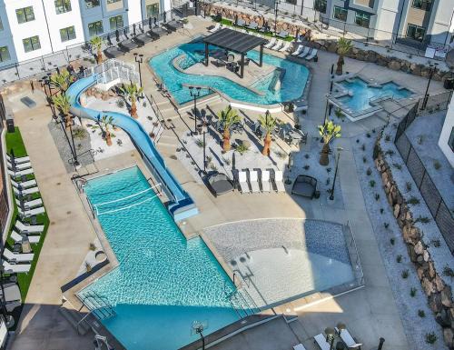 St. George House | The Retreat at Coral Springs Resort
