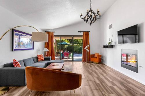 Palm Springs House | The Sunset House Pool & Spa