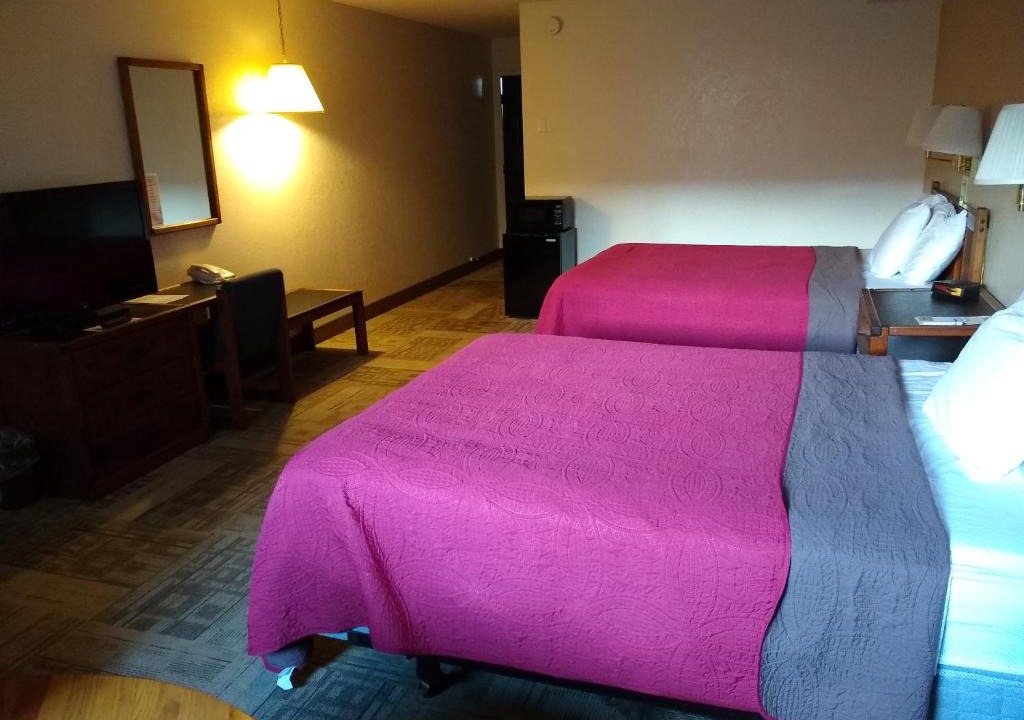 Enterprise Hotel | The Wilderness Inn