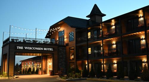 Lake Delton Hotel | The Wisconsin Hotel & Conference Center