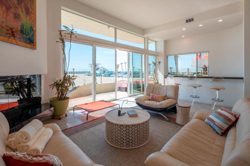 Silver Strand House | Time2Relax