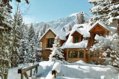Sundance House | TimpCreek Cottage on the Stream Sundance Utah
