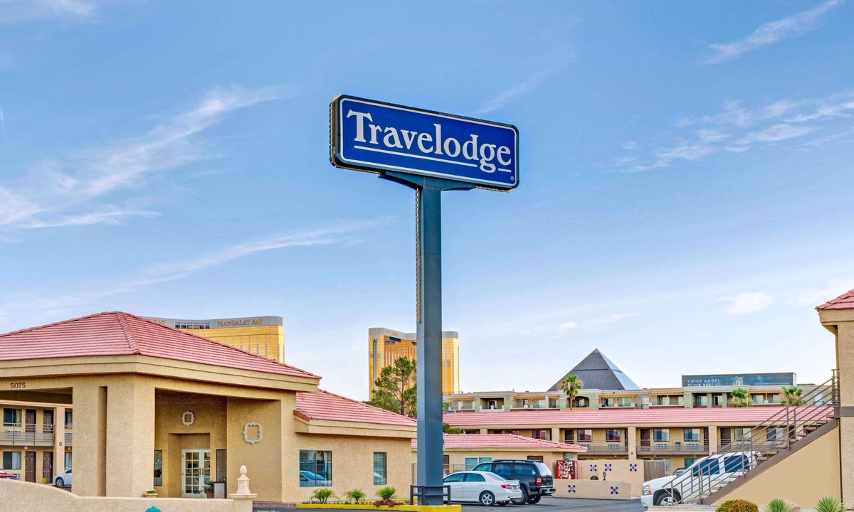 Las Vegas Hotel | Travelodge by Wyndham Las Vegas Airport Near the Strip
