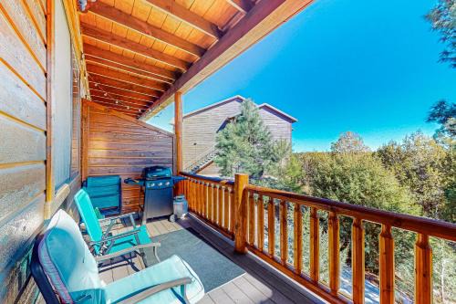 Show Low House | TreeTop Solitude