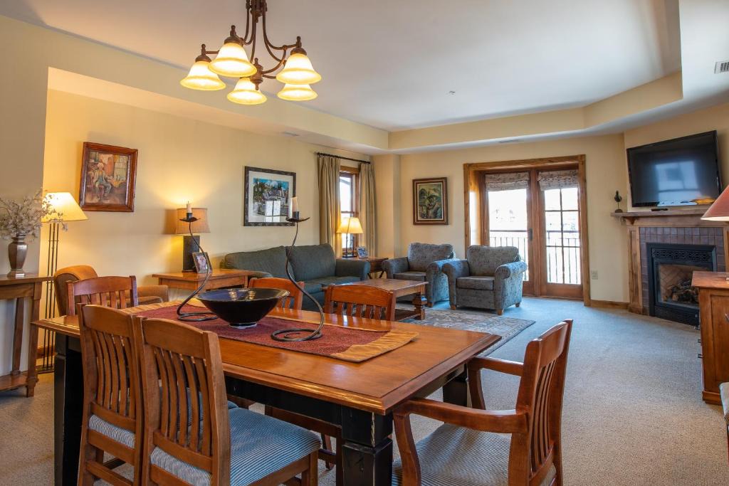 Mount Crested Butte Apartment | Two Bedroom Condo with Balcony over Mountaineer Square - Just Steps from the Slopes! condo