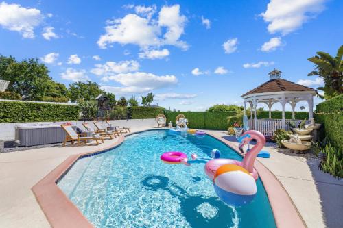 San Carlos House | Ultimate Group Getaway - Pool, Spa, Views, Games!
