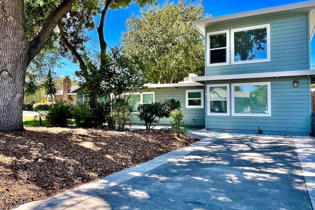 West Sacramento House | Uniquely styled home minutes to Downtown Sac!