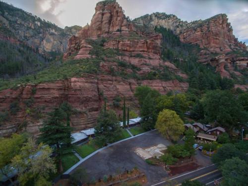 Sedona House | Unit 1 - Slide Rock Lodge