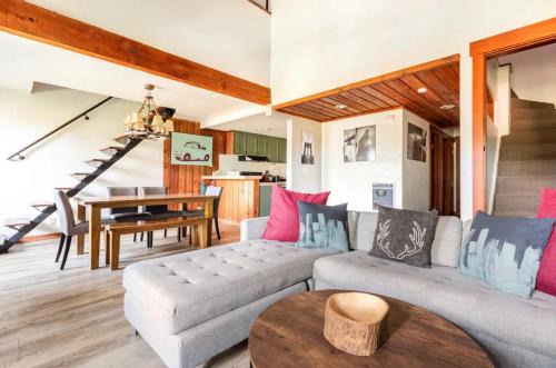 Mammoth Lakes Apartment | Val DIsere 27
